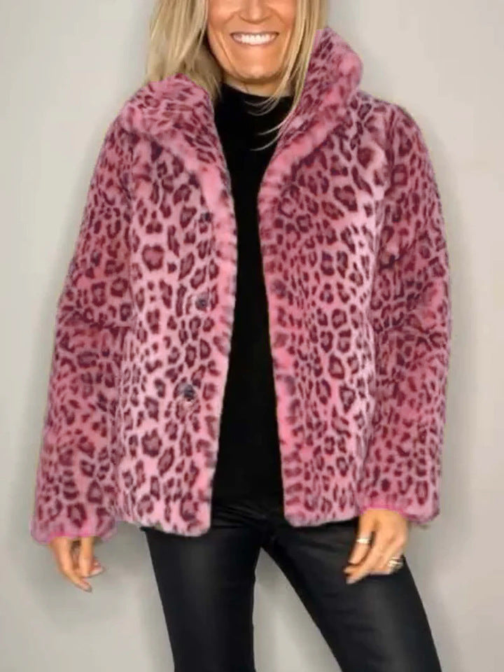 Damekåpe – Fuskepels – Oversized passform – Notch-krage – Leopardmønster – Casual stil
