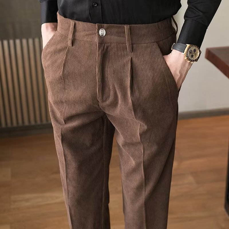 Herrebukse – Smal Passform – Cordfløyel – Pressfold – Full Lengde – Smart Casual