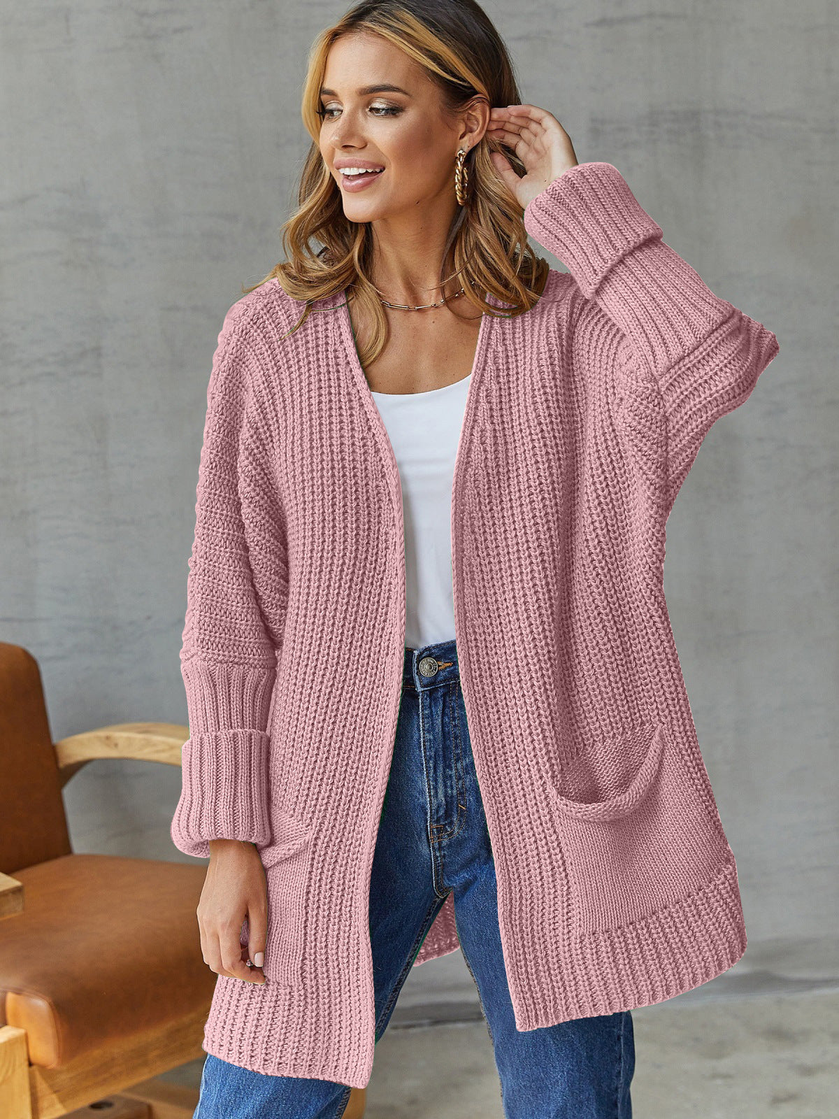Dam Cardigan – Chunky Stickning – Oversized Passform – V-hals – Framfickor