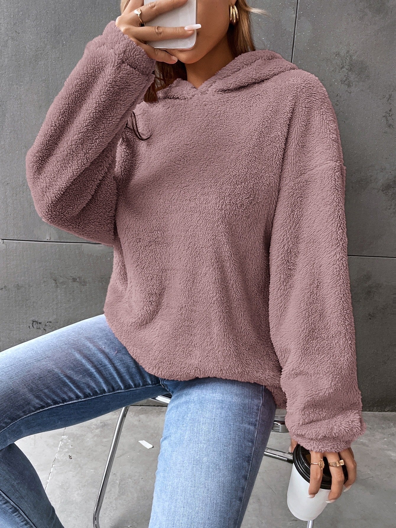 Dam huvtröja – fleece – avslappnad passform – cropped – långa ärmar