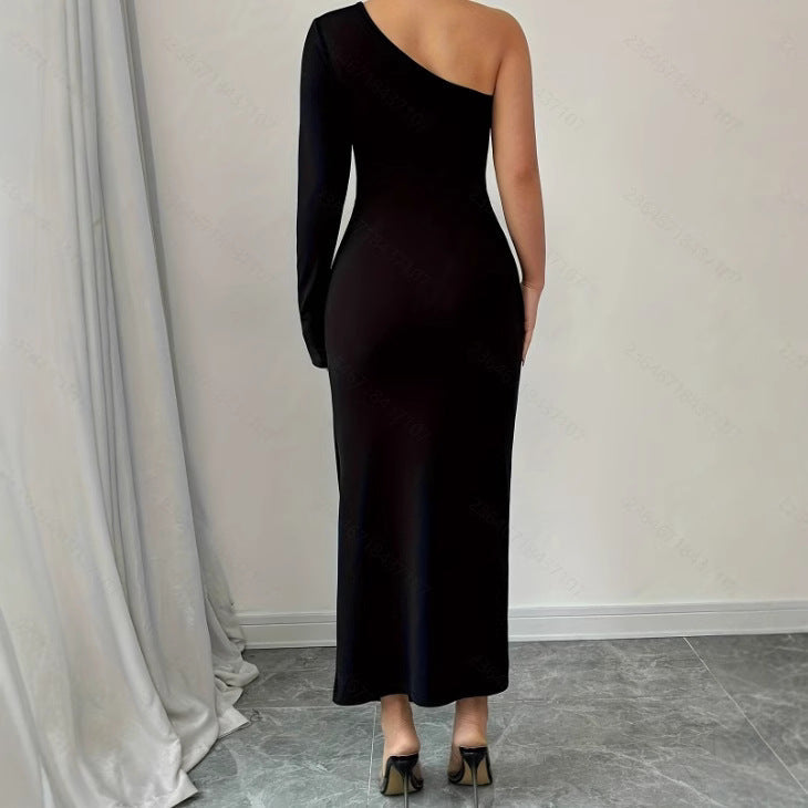Klänning för dam – Bodycon passform – Off shoulder – Långärmad – Asymmetrisk slits