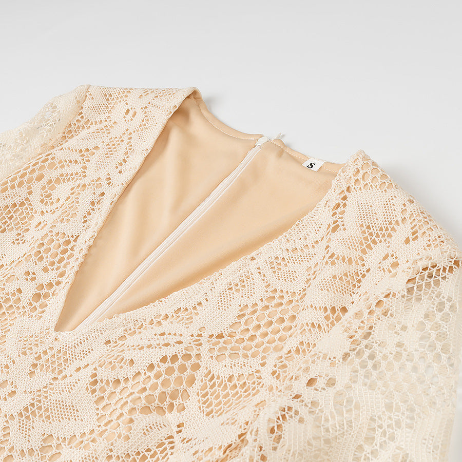 Klänning för dam – Slim fit – Spets med blommor – Djup V-ringning – Långa ärmar – Golvlång