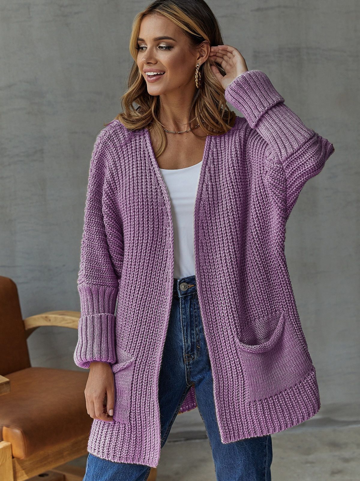 Dam Cardigan – Chunky Stickning – Oversized Passform – V-hals – Framfickor