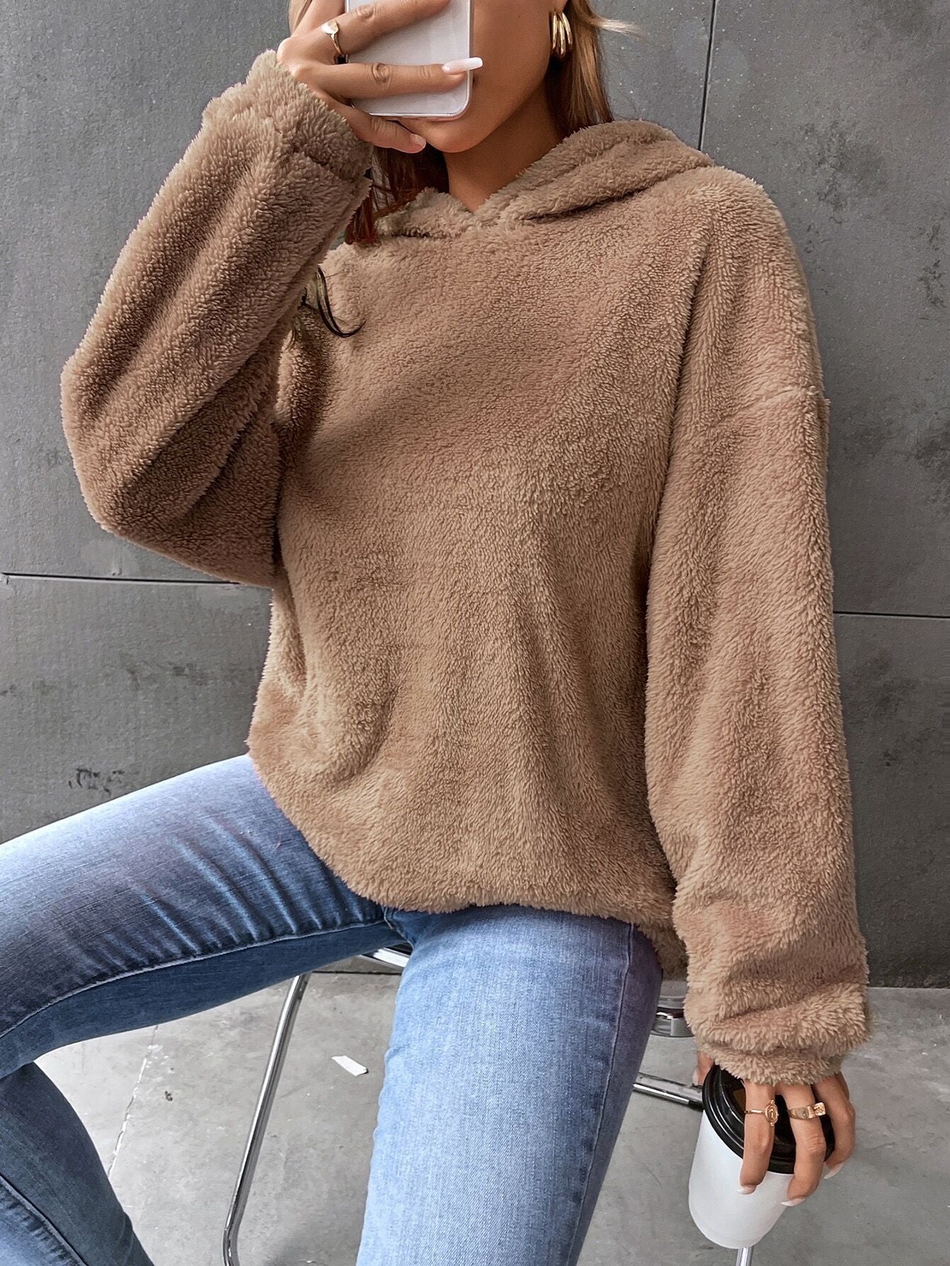 Dam huvtröja – fleece – avslappnad passform – cropped – långa ärmar