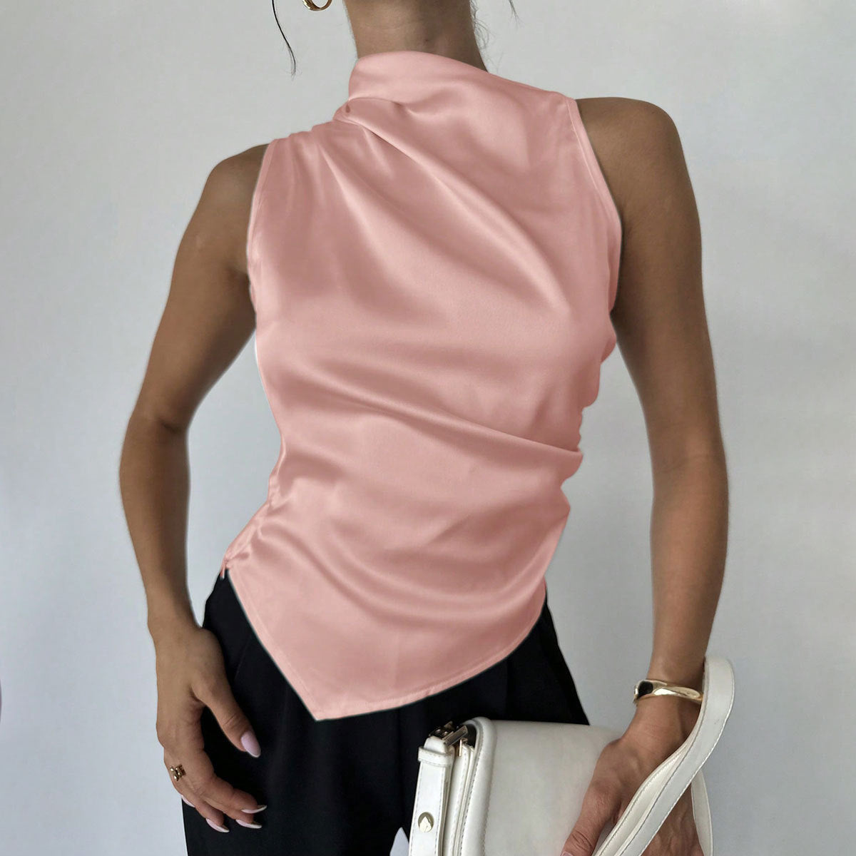 Dam Blus Ärmlös – Smal Passform – Glansigt Tyg – Hög Hals – Draperad Front