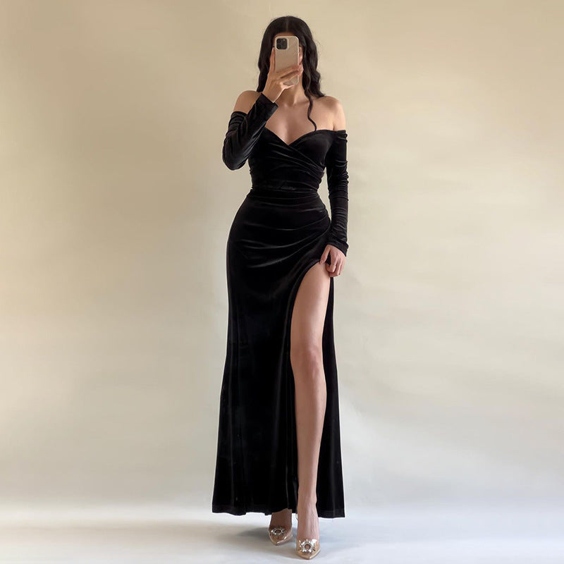Klänning för dam – Lång sammet – Figurnära passform – Off shoulder – Hög slits