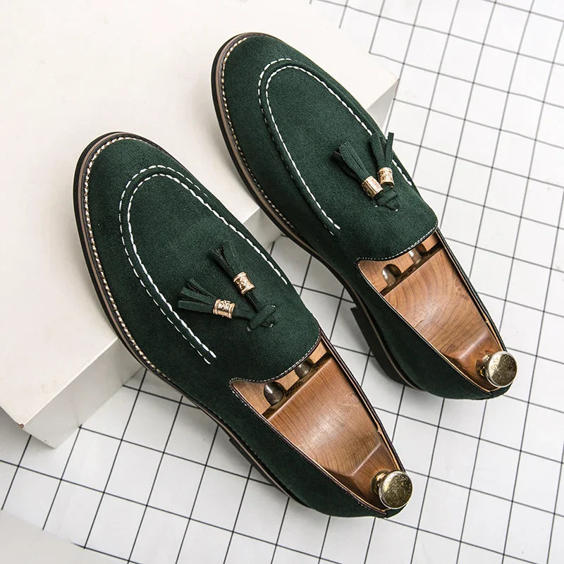 Herresmokasiner – Semsket Skinn – Klassisk Passform – Duskedetalj – Slip-on