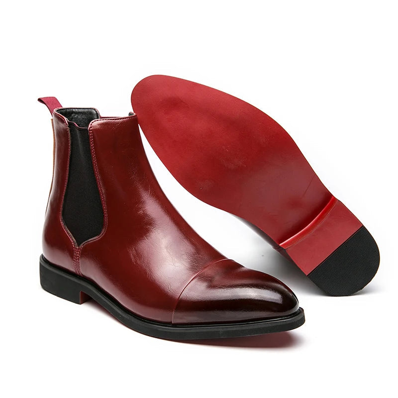 Herreboots i skinn – Ankellengde – Slank passform – Cap toe – Slip-on Chelsea style