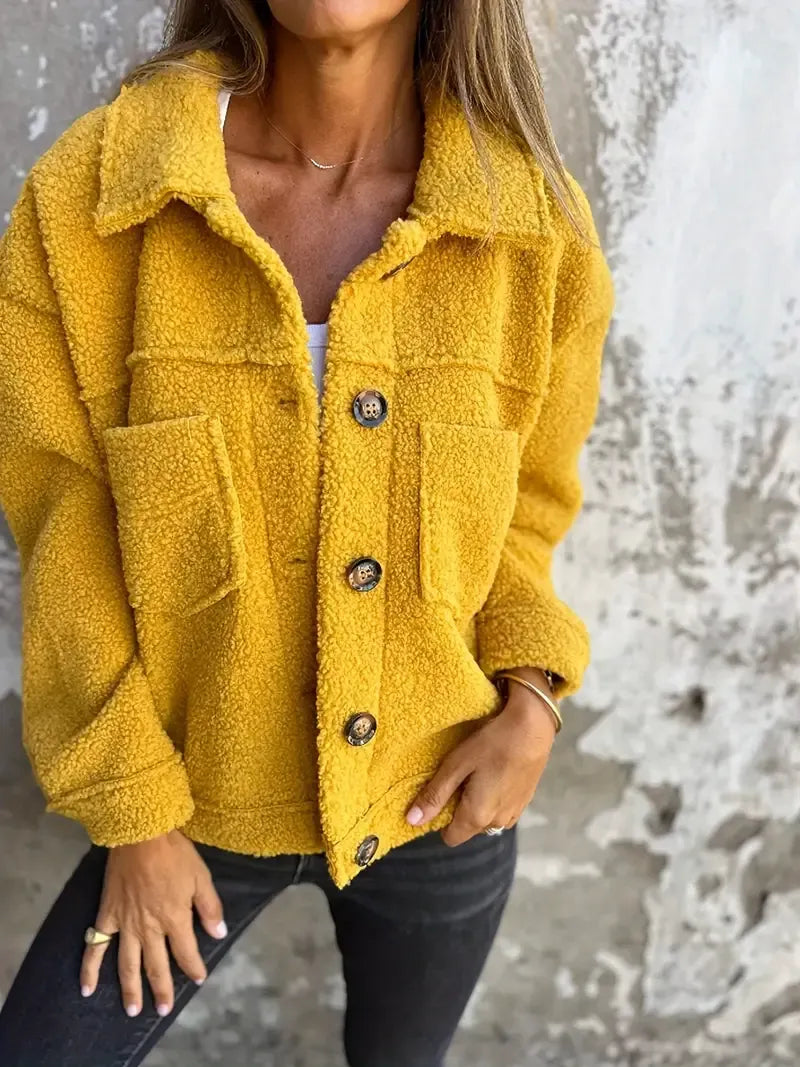 Damkappa – Oversized Passform – Mjuk Textur – Knappfront – Ledig Stil