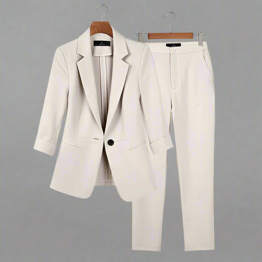 Elegant slim fit-outfit med pustende komfort for kvinner