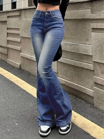 Dame Bootcut Jeans - Høyt Liv - Tettsittende Passform - Stilren og Allsidig