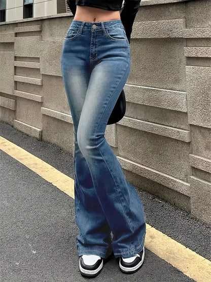 Dame Bootcut Jeans - Høyt Liv - Tettsittende Passform - Stilren og Allsidig