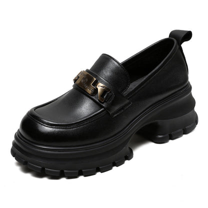 Damskor Loafers – Äkta Skinn – Chunky Platåsula – Metallisk Detalj – Komfort Fit