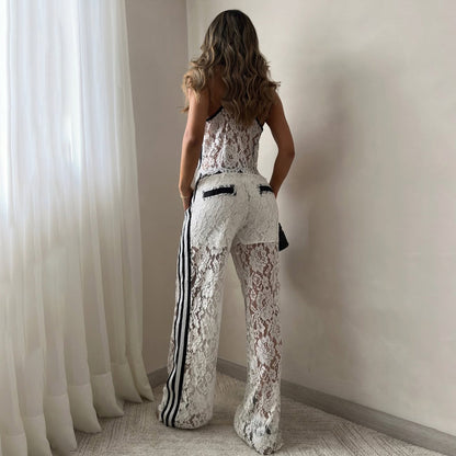 Dam crop top – Spets – Lös passform – Skulpterad kant – Andningsbart design