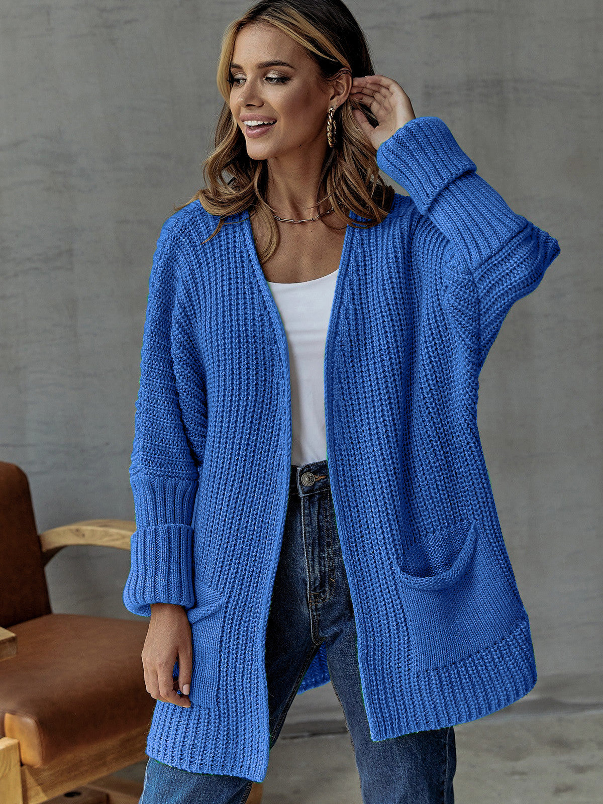 Dam Cardigan – Chunky Stickning – Oversized Passform – V-hals – Framfickor