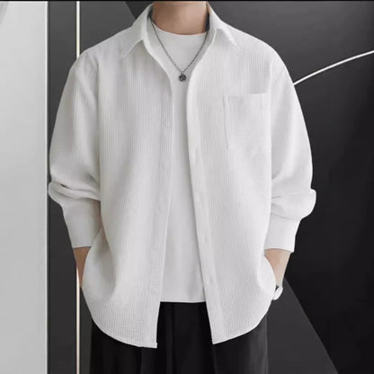 Herrskjorta med knappar – Oversized passform – Vaffelstruktur – Långa ärmar