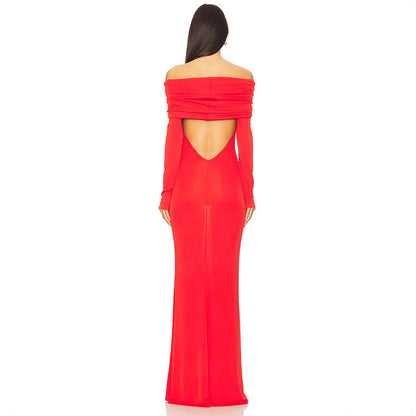 Kjole til dame – Slim fit – Off shoulder – Drapert utringning – Full lengde – Satengfinish