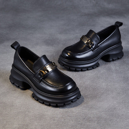 Damskor Loafers – Äkta Skinn – Chunky Platåsula – Metallisk Detalj – Komfort Fit