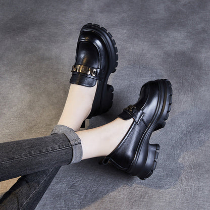 Damskor Loafers – Äkta Skinn – Chunky Platåsula – Metallisk Detalj – Komfort Fit