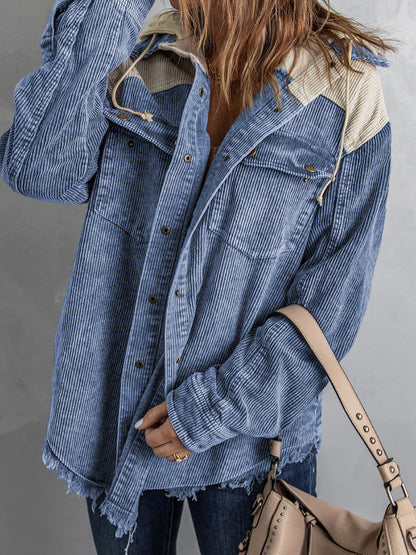 Damjacka med huva – Manchestertyg – Oversized passform – Knappar – Fransig kant