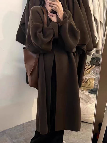 Dam Cardigan Kappa – Oversized Passform – Ullstickad – Öppen Front – Ankellång