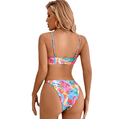 Dam Bikini Set – Triangel Överdel med Halterneck – Hög Skärning – Tropiskt Mönster