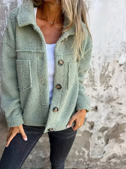 Damkappa – Oversized Passform – Mjuk Textur – Knappfront – Ledig Stil