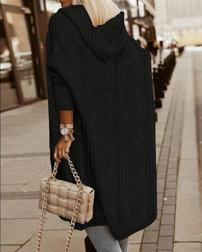 Dam Cardigan Stickad – Huvtröja – Kabelstickad – Lång Modell – Oversized Passform