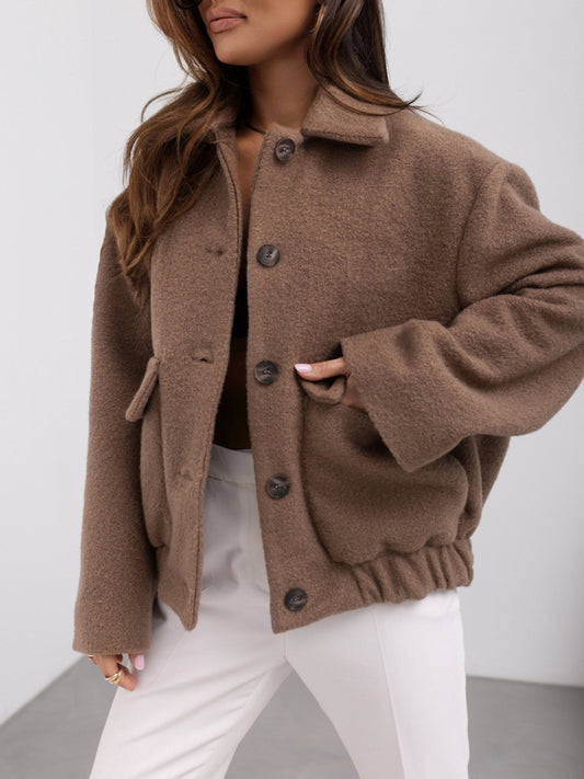 Dameblazer – Ull – Oversized passform – Enkeltspent – Elastisk kant – Klassisk krage